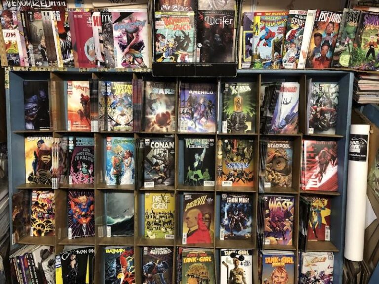 a m comics books fountainebleau 33155 768x576