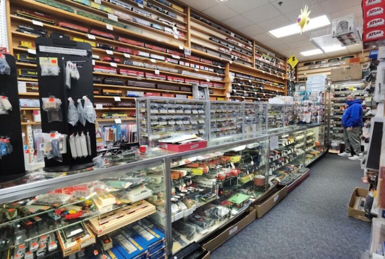 america s best train toy hobby shop schaumburg 60143 768x518
