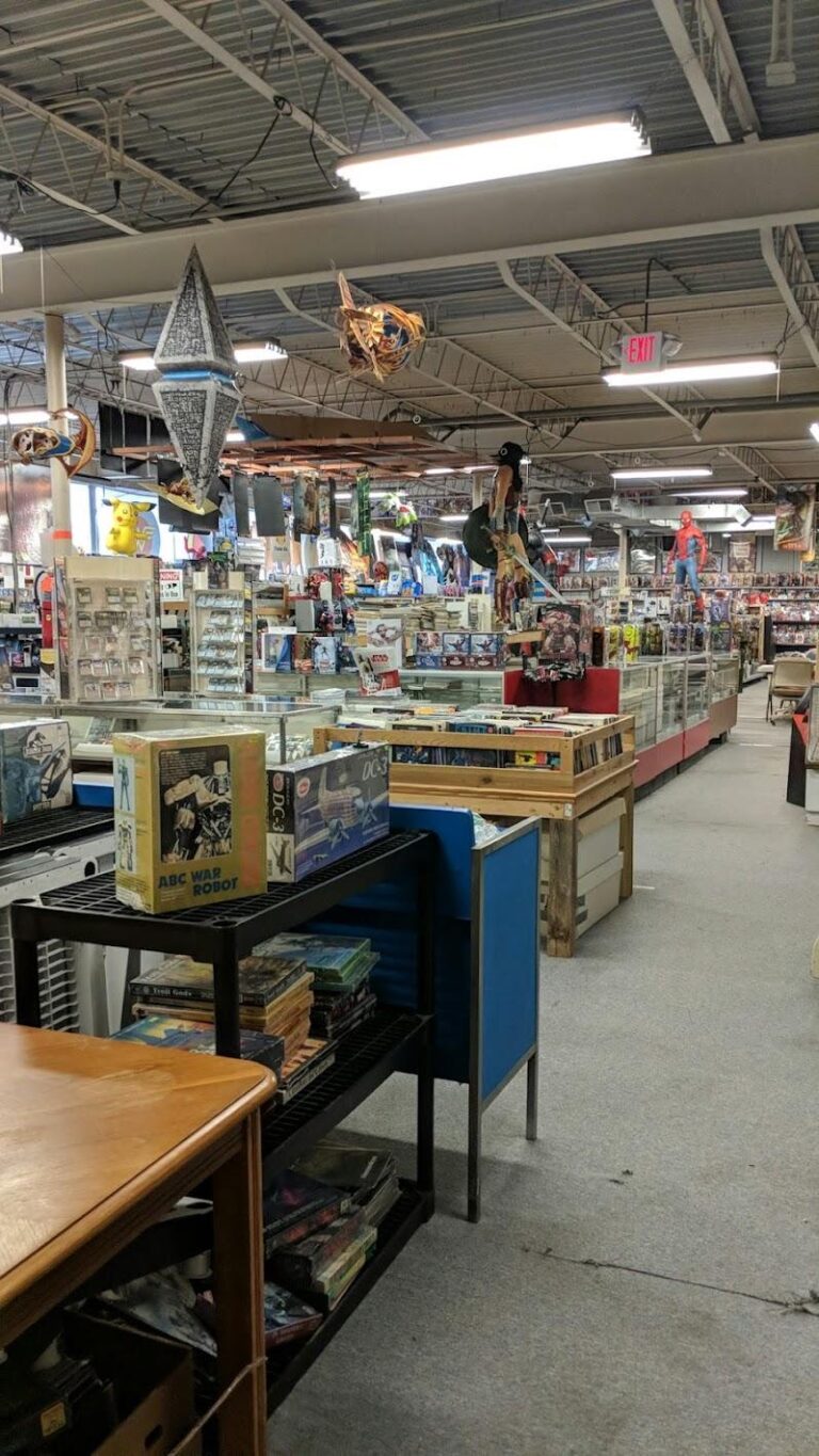 atomic comics emporium hampton 23669 768x1365
