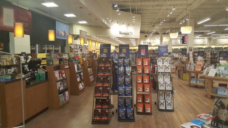 barnes noble fredericksburg 22401 768x432