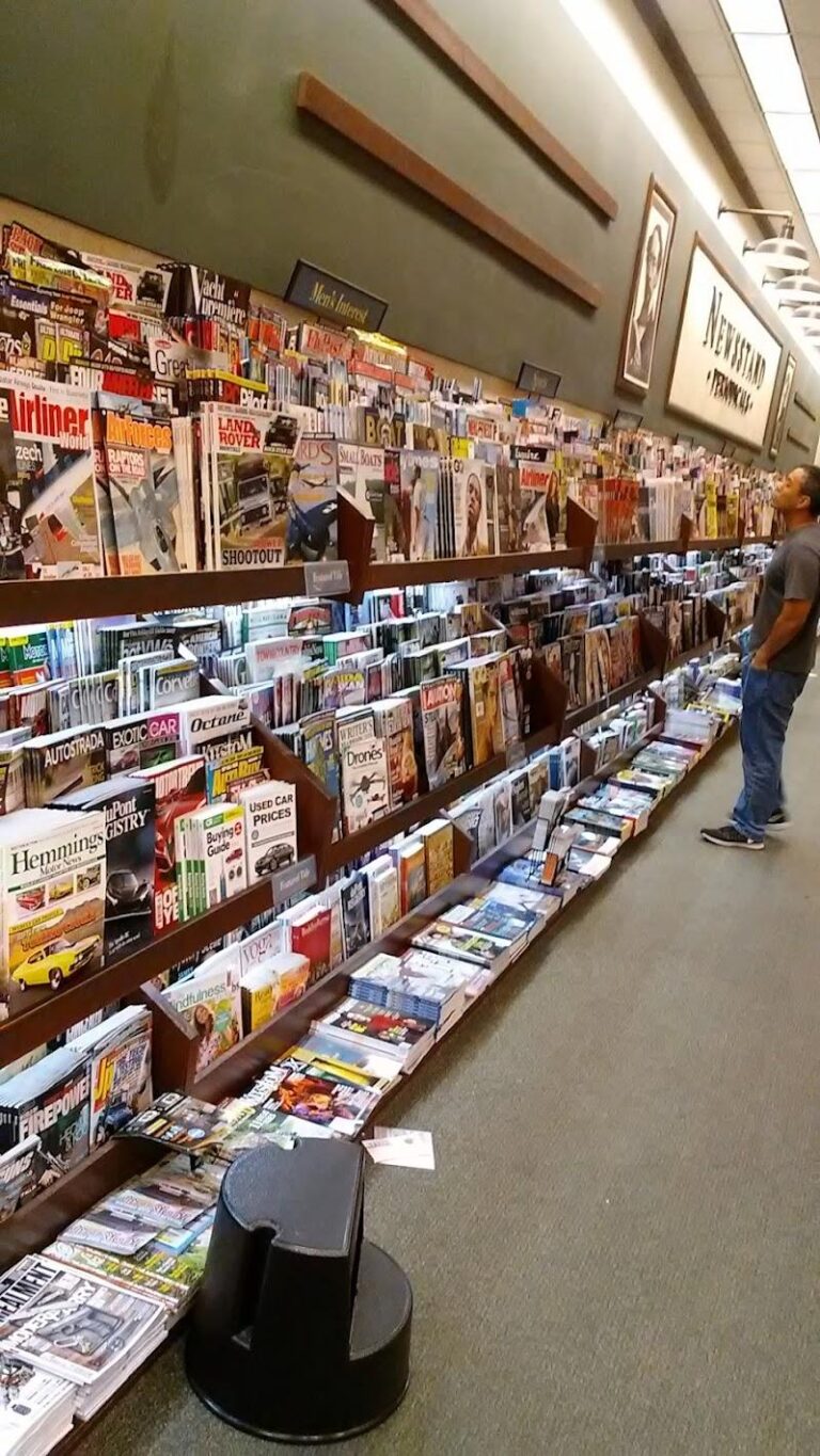 barnes noble melbourne 32904 768x1365