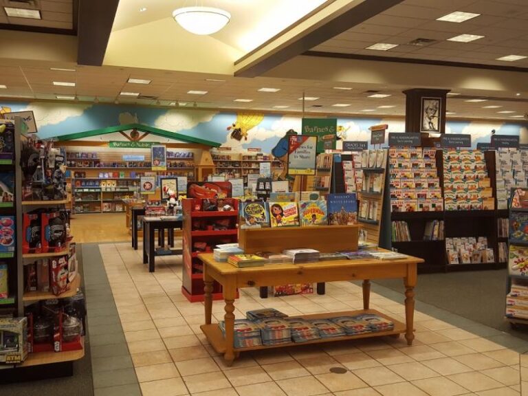 barnes noble plantation 33324 768x576