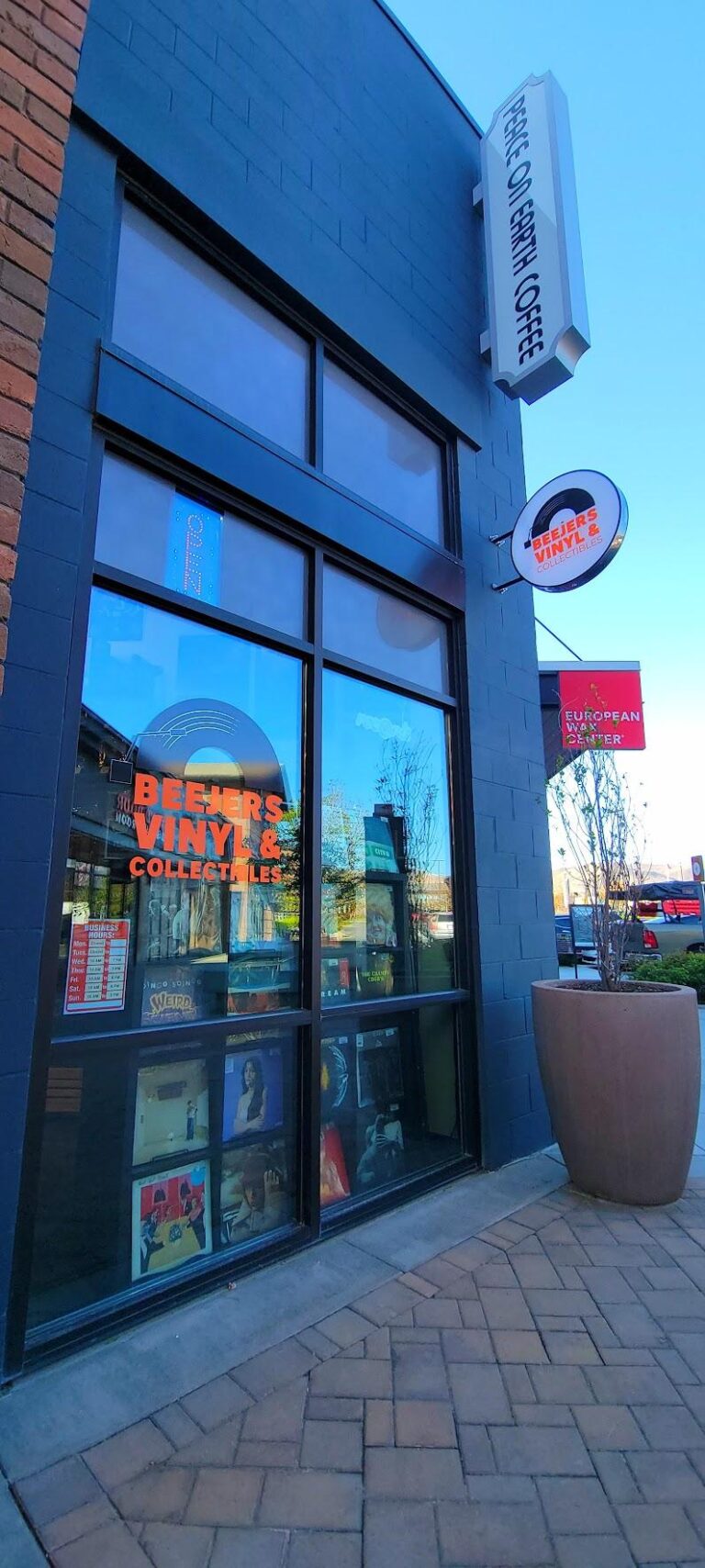 beejers vinyl collectibles herriman 84096 768x1708