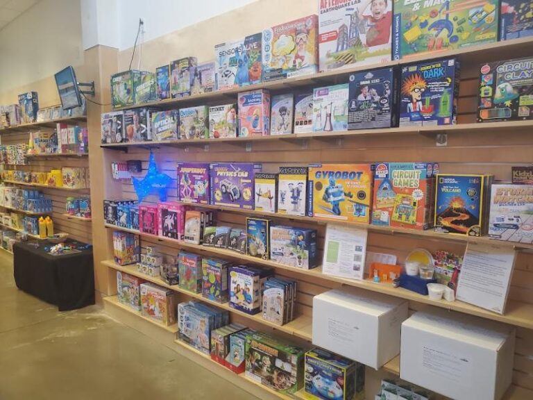 curiosity corner bentonville 72712 768x576