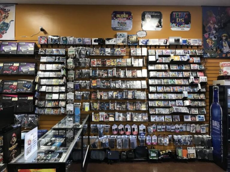 game over videogames bellevue 15600 2 768x576