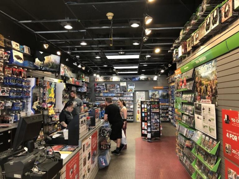 gamestop camden 19107 2 768x576