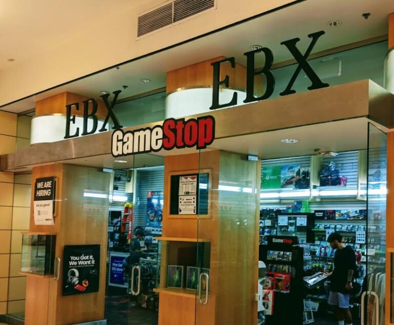 gamestop eb games north miami 19575 768x633