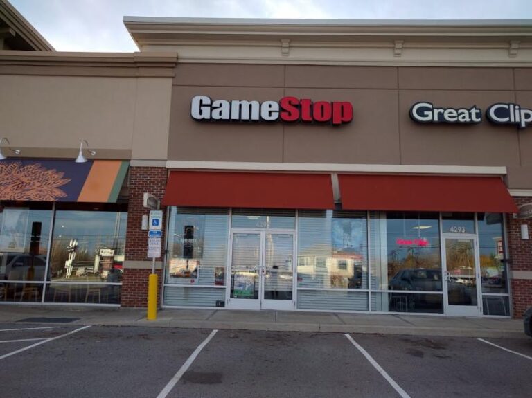 gamestop erie 16510 768x575