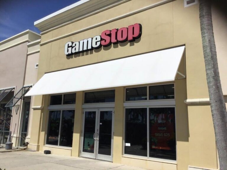 gamestop fort myers 33901 768x576