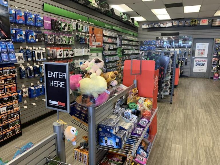 gamestop philadelphia 19149 768x576