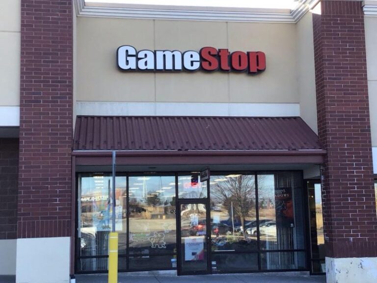 gamestop retro sheboygan 53085 768x576