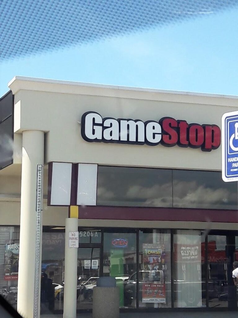 gamestop saginaw 48604 768x1024