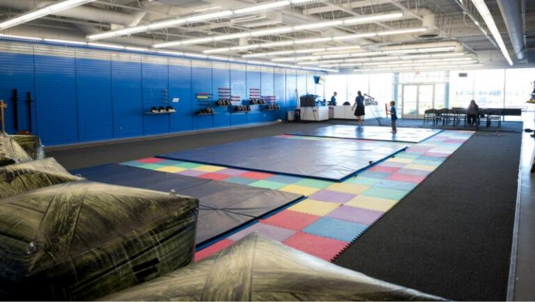 knight life entertainment tracy 95376 768x434