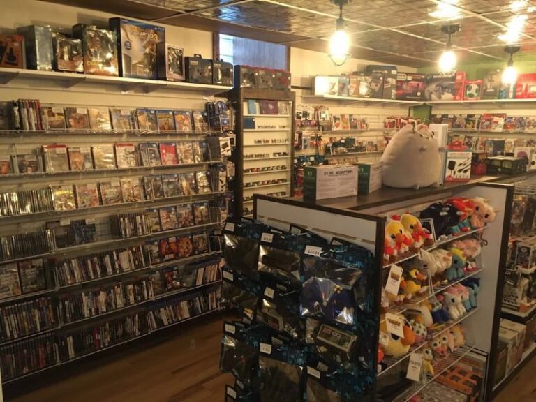 level up games minneapolis 55403 768x576