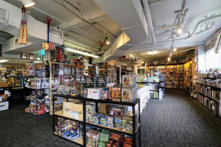 other realms ltd honolulu 96817 768x512