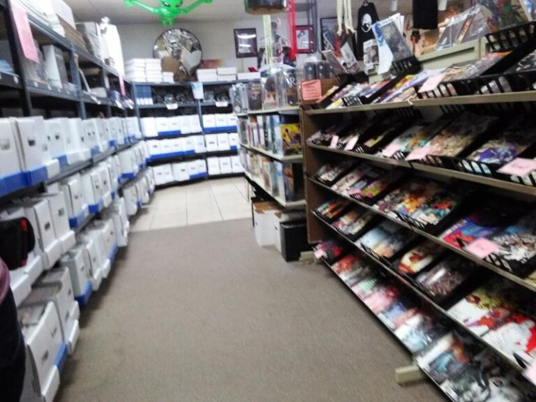 the comics club brandon 33511 768x576