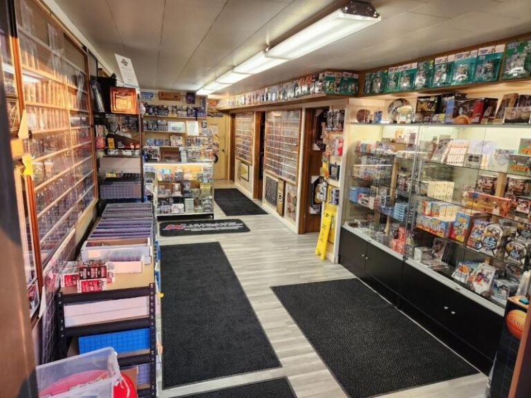 ultimate authentics sports cards and memorabilia eau claire 54703 768x576