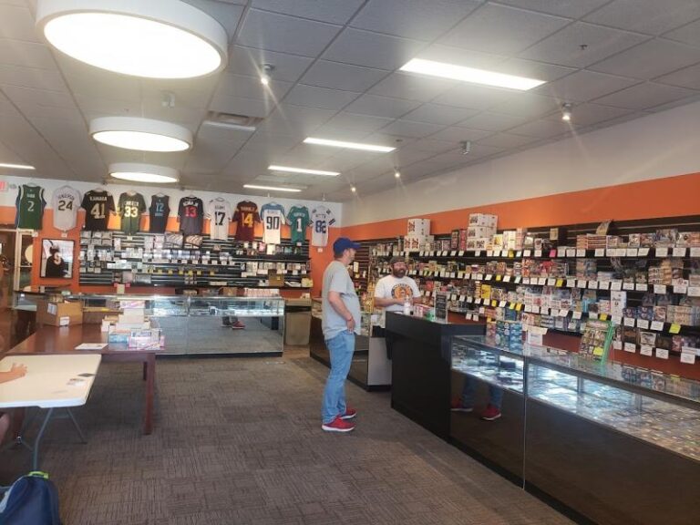 underdog collectibles knoxville 37921 768x576